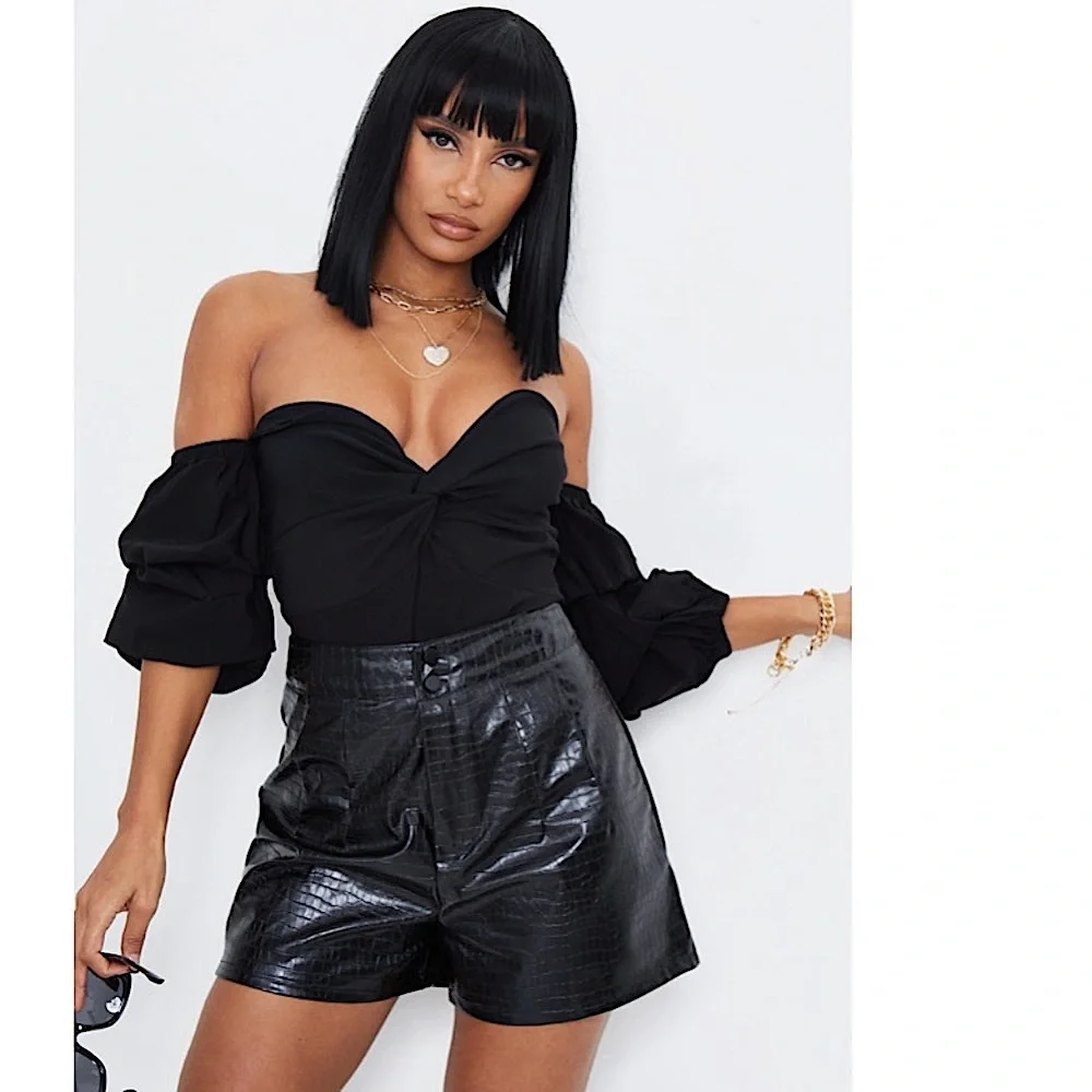 NWOT PrettyLittleThing Black Croc Faux Leather Pleat Detail High Waisted Shorts - Picture 2 of 16